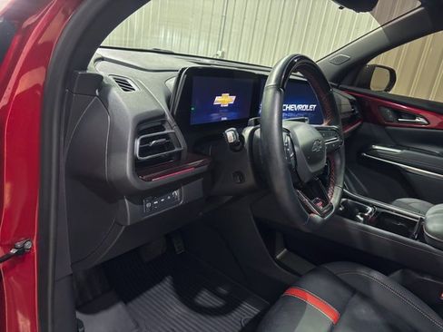 Used 2024 Chevrolet Traverse RS w/ LPO, Floor Liner Package image 17