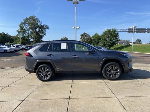 Used 2023 Toyota RAV4 Limited AWD/4WD image 13