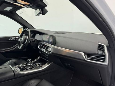 Used 2019 BMW X5 xDrive40i w/ M Sport Package image 36