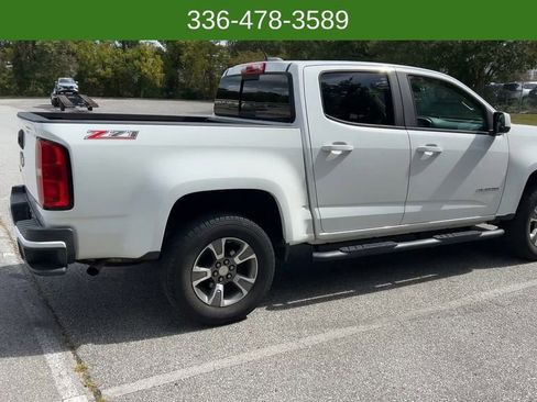 Used 2015 Chevrolet Colorado Z71 image 3