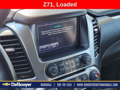 Used 2018 Chevrolet Suburban LT image 17