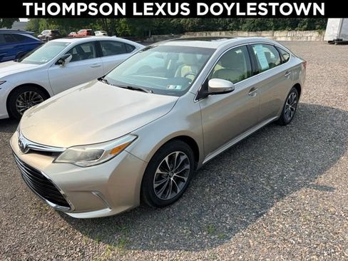 Used 2016 Toyota Avalon XLE Premium FWD image 1