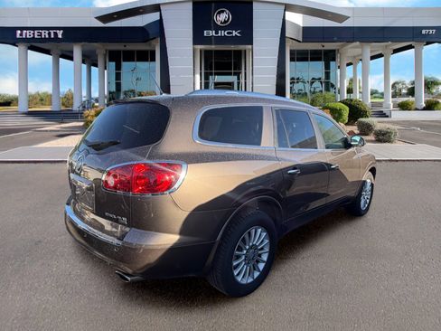 Used 2011 Buick Enclave CXL FWD image 2