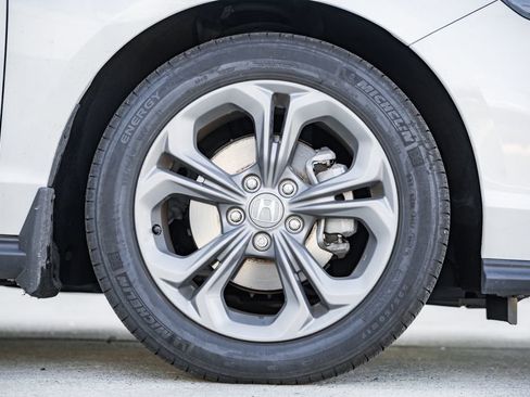 Certified 2024 Honda Accord EX image 13