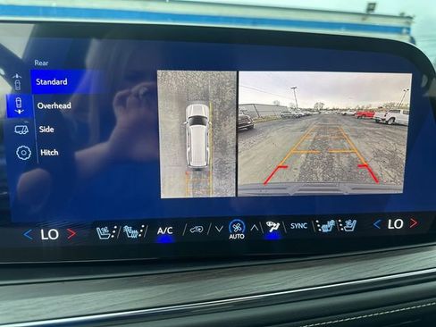 New 2026 Chevrolet Suburban Premier AWD/4WD image 28