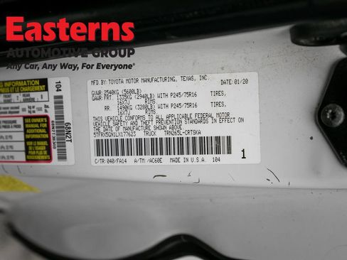Used 2020 Toyota Tacoma SR RWD image 31
