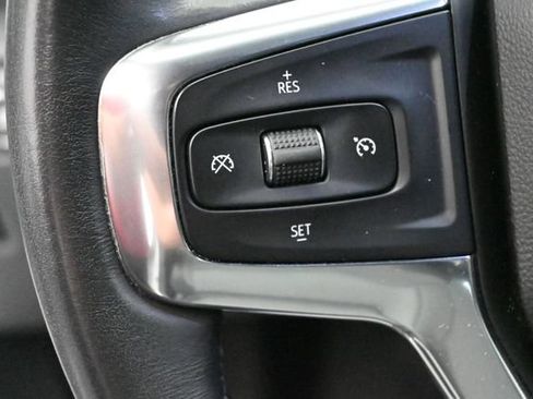 Used 2019 Chevrolet Blazer LT w/ Sun and Wheels Package AWD/4WD image 16