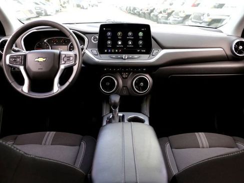 Used 2023 Chevrolet Blazer LT FWD image 26
