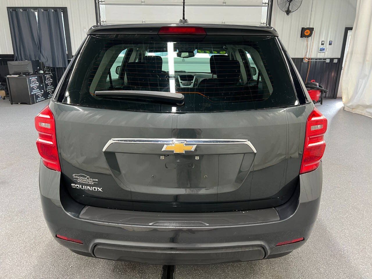 Used 2017 Chevrolet Equinox LS FWD image 5