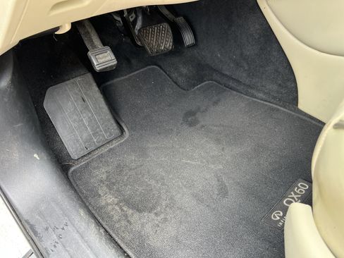 Used 2018 INFINITI QX60 image 17