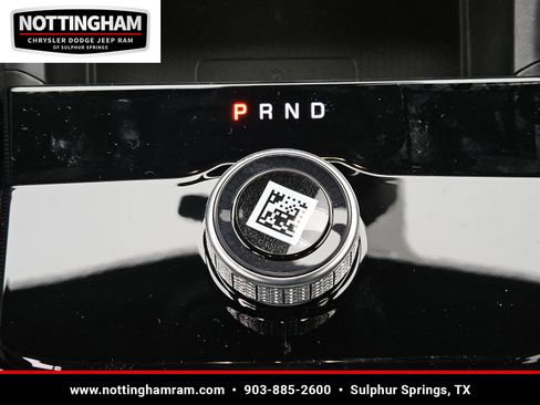 New 2025 Jeep Grand Cherokee Altitude image 11