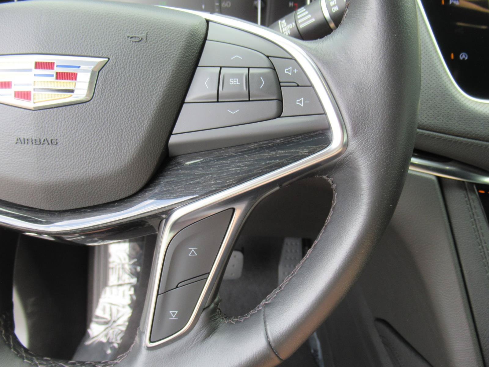 Used 2023 Cadillac XT5 Premium Luxury FWD image 24