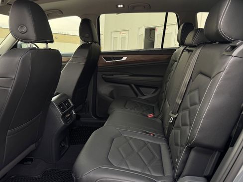 New 2026 Volkswagen Atlas SE image 26