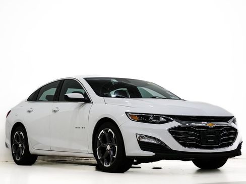 Used 2023 Chevrolet Malibu LT FWD image 1
