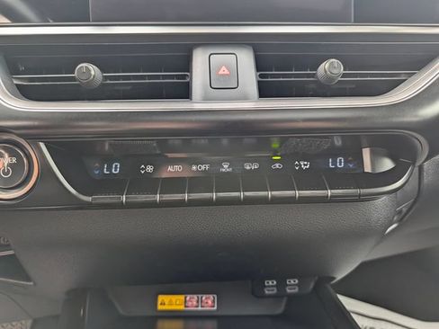 Used 2024 Lexus UX 250h FWD image 23