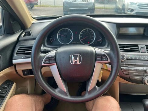 Used 2012 Honda Accord LX image 7