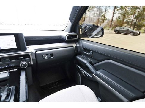 Used 2025 Toyota 4Runner SR5 image 8