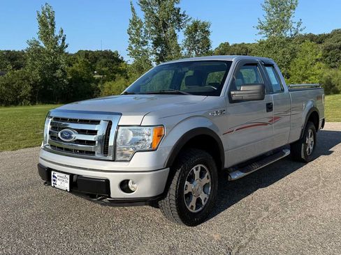 Used 2009 Ford F150 STX AWD/4WD image 1