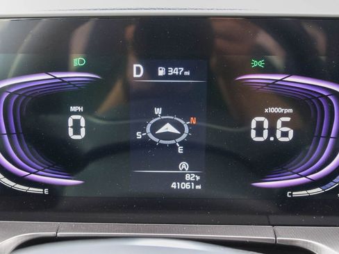 Used 2025 Kia Telluride S image 33