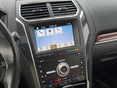 Used 2019 Ford Explorer Platinum image 31