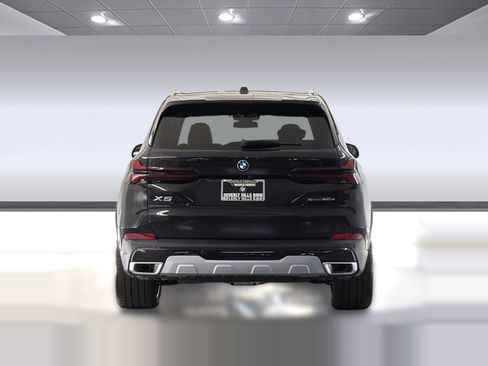 New 2026 BMW X5 xDrive50e w/ Parking Assistance Package image 10