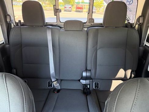 Used 2021 Jeep Gladiator Sport AWD/4WD image 27
