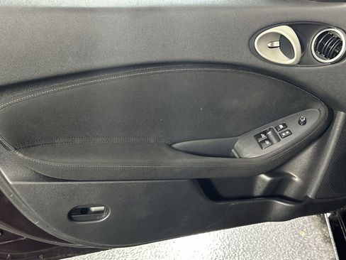 Used 2013 Nissan 370Z Coupe image 29