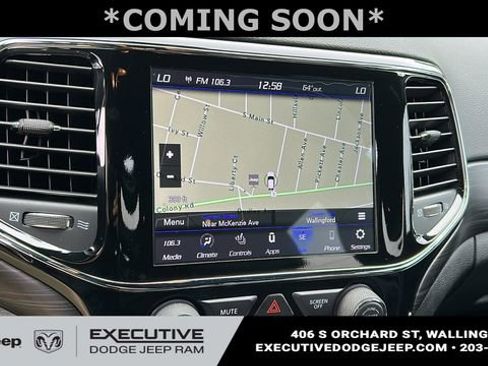 Used 2019 Jeep Grand Cherokee Altitude AWD/4WD image 16