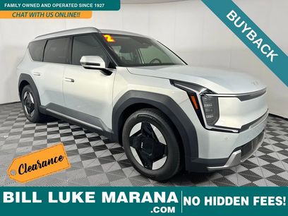 Used 2024 Kia EV9 Wind