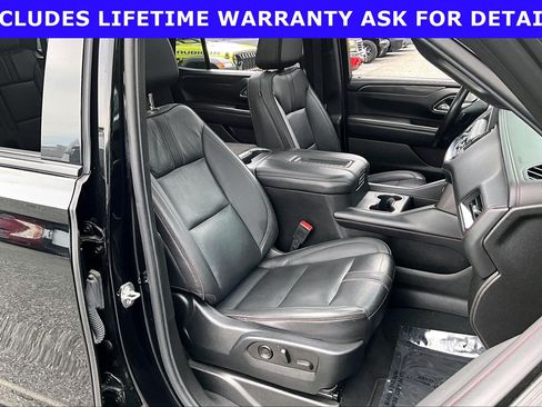 Used 2023 Chevrolet Tahoe RST AWD/4WD image 7