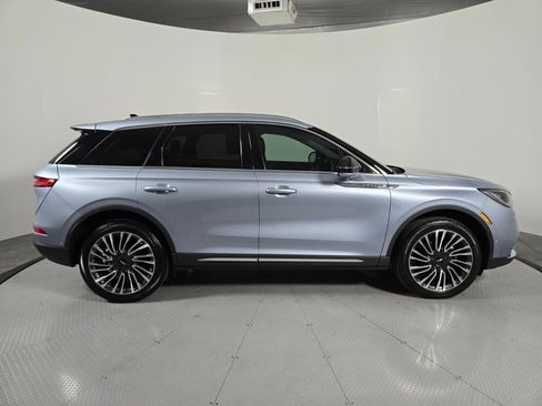 Certified 2022 Lincoln Corsair Reserve AWD/4WD image 3