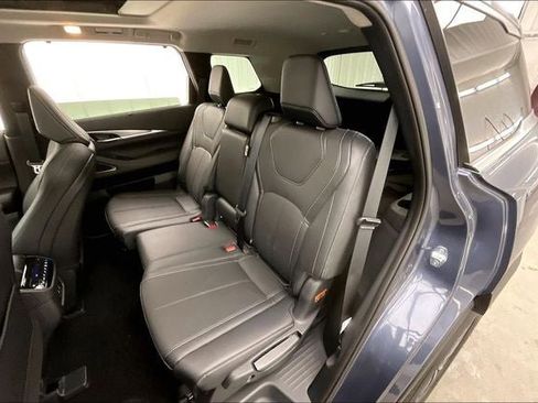 Certified 2026 INFINITI QX60 Luxe w/ Cargo Package AWD/4WD image 21