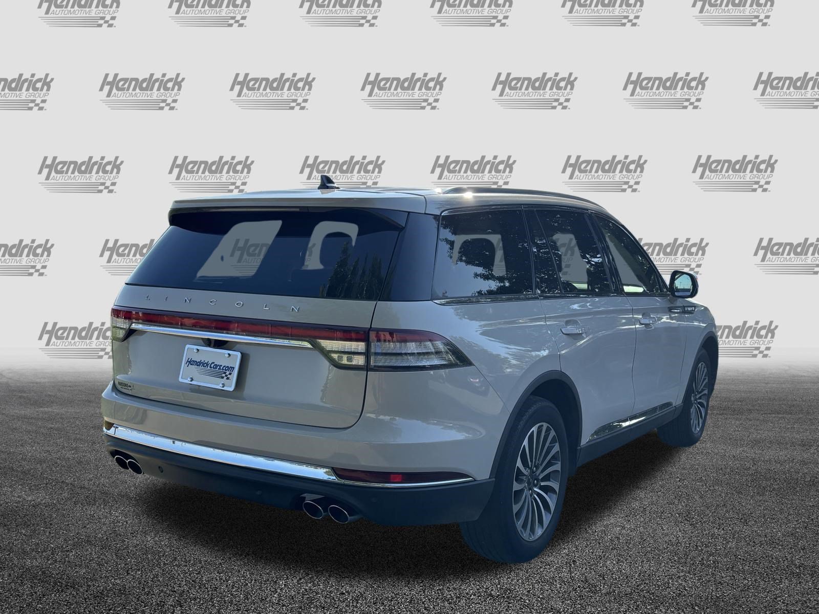 Used 2022 Lincoln Aviator AWD w/ Premium Package image 10
