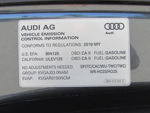 Used 2019 Audi Q8 Prestige AWD/4WD image 33