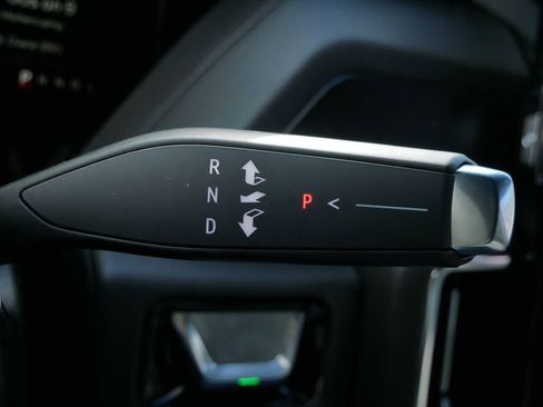 New 2026 GMC Yukon XL Denali w/ Sun & Power Step Package AWD/4WD image 12