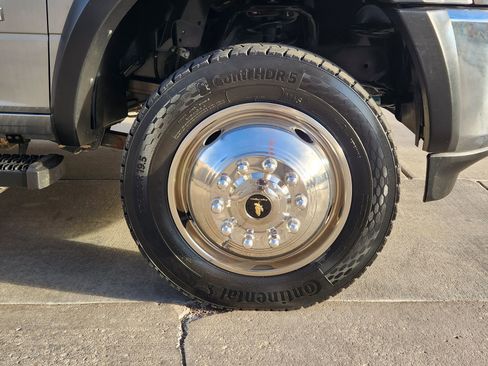 Used 2022 RAM 5500 Tradesman w/ Chrome Appearance Group image 12