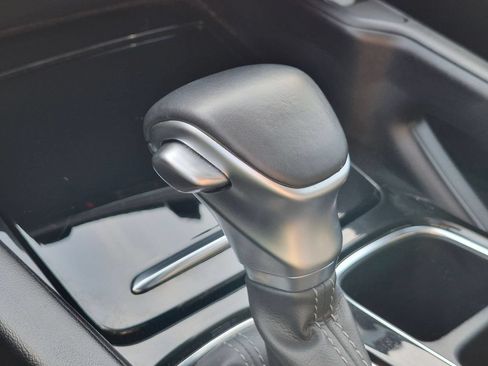 Used 2025 Kia Telluride S FWD image 19