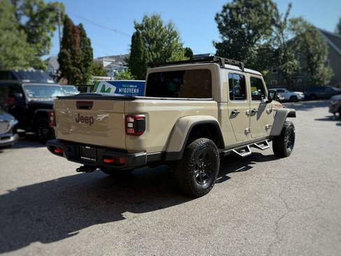 Used 2022 Jeep Gladiator Mojave w/ LED Lighting Group AWD/4WD image 8