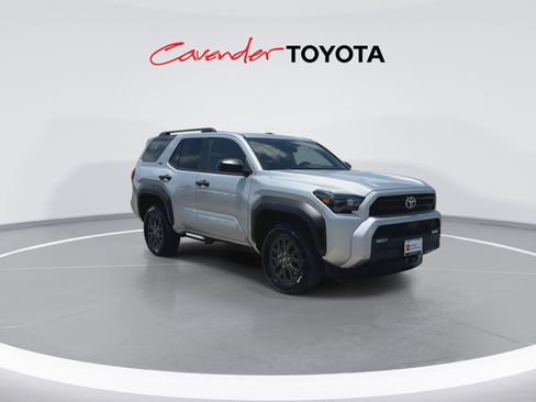 Certified 2026 Toyota 4Runner SR5 AWD/4WD image 2