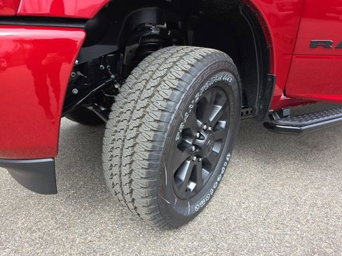 New 2026 RAM 2500 Big Horn AWD/4WD image 34