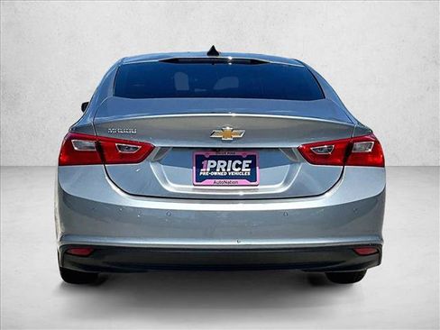 Used 2024 Chevrolet Malibu LS FWD image 4