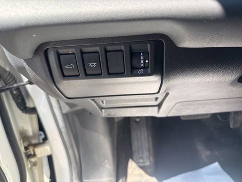 Used 2023 Subaru Ascent Touring AWD/4WD image 12