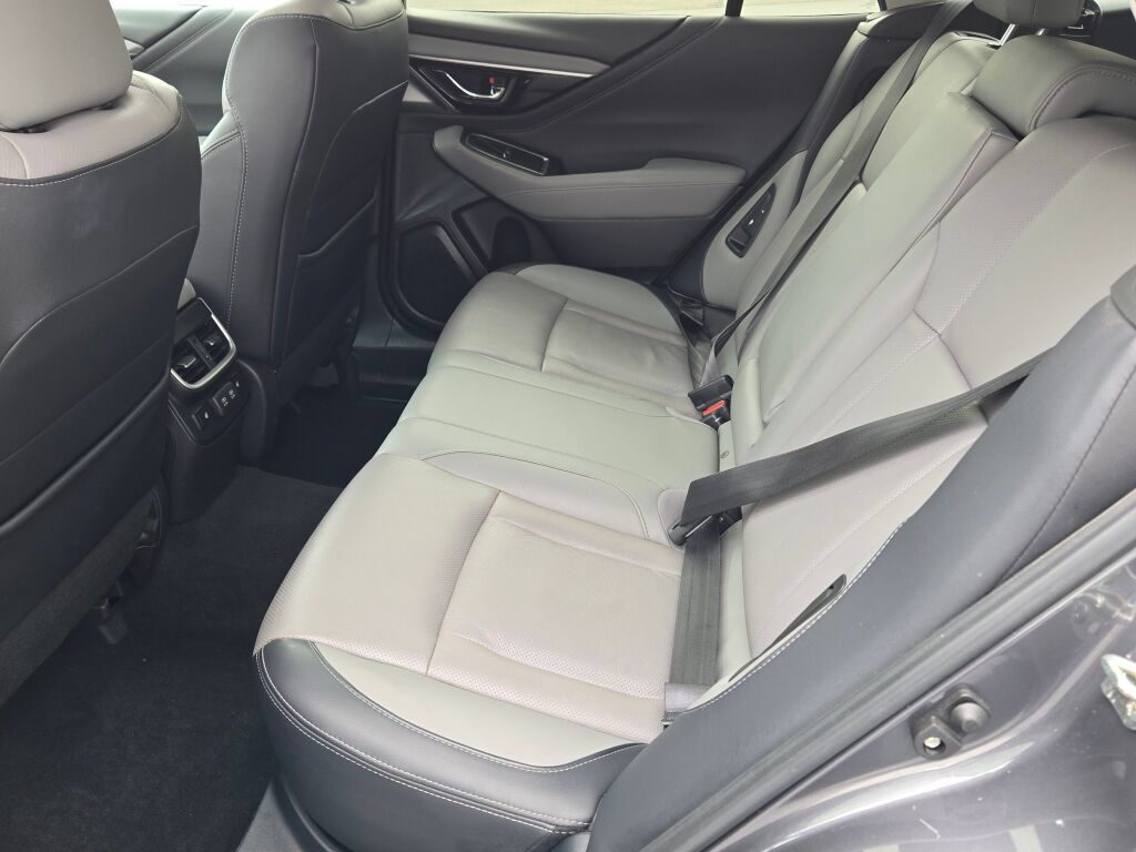 Used 2020 Subaru Outback Limited AWD/4WD image 17