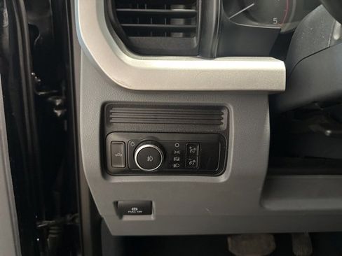 Used 2025 Ford F250 XLT image 18