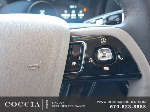 Used 2023 Lincoln Corsair AWD w/ Equipment Group 101A image 22