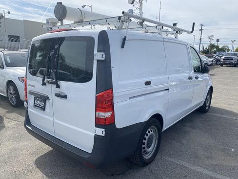 Used 2018 Mercedes-Benz Metris w/ Driver Comfort Package image 7