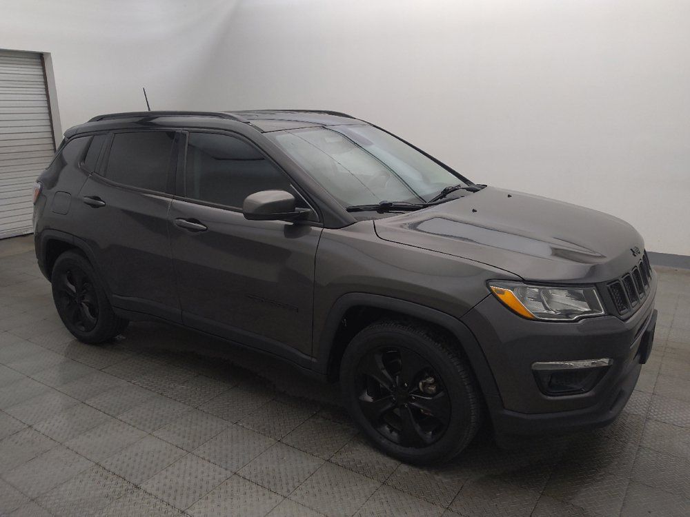 Used 2019 Jeep Compass Latitude FWD image 11