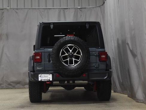 Used 2024 Jeep Wrangler Unlimited Rubicon w/ Convenience Group AWD/4WD image 8