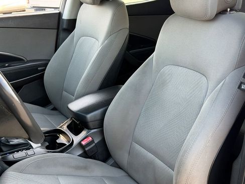 Used 2017 Hyundai Santa Fe Sport image 20