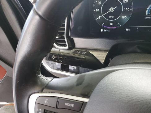 Certified 2023 Kia Sportage SX FWD image 29